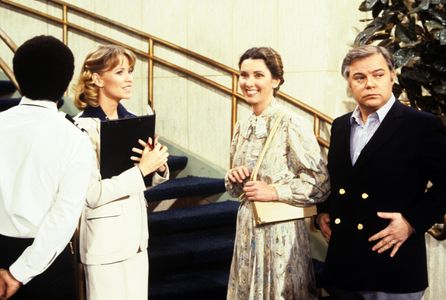 Warren Berlinger, Elinor Donahue, Ted Lange, and Lauren Tewes in The Love Boat (1977)