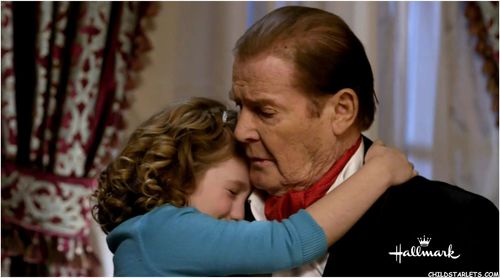 Roger Moore and Leilah de Meza in A Princess for Christmas (2011)