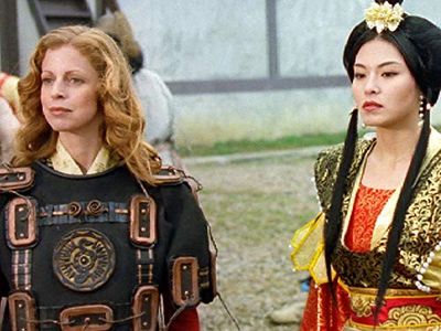 Heather Mitchell and Hu Xin in Spellbinder: Land of the Dragon Lord (1997)