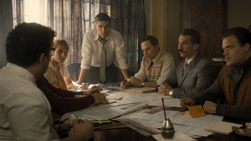 Michael Aronov, Mélanie Laurent, Oscar Isaac, Nick Kroll, and Greg Hill in Operation Finale (2018)