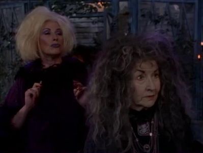 Betty Phillips and Meredith Bain Woodward in The New Addams Family (1998)