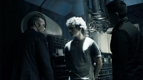 Thomas Jane and Andrew Rotilio in The Expanse (2015)