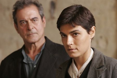 Ennio Fantastichini and Valeria Solarino in Purple Sea (2009)