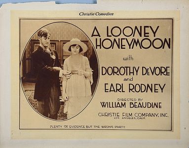 Dorothy Devore and Earle Rodney in A Looney Honeymoon (1920)