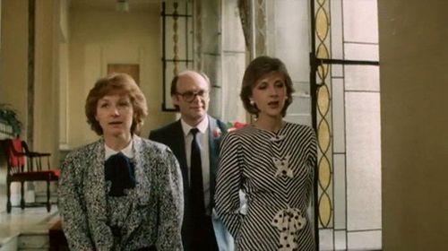 Tomas Laustiola, Larisa Malevannaya, and Elena Yakovleva in Intergirl (1989)