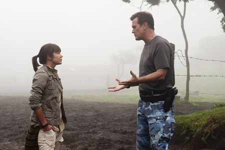 Bruce Campbell and Ilza Ponko in Burn Notice: The Fall of Sam Axe (2011)