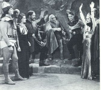 Richard Alexander, Donald Kerr, Beatrice Roberts, Jean Rogers, Frank Shannon, and C. Montague Shaw in Flash Gordon's Tri