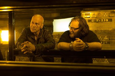 Bruce Willis and John Moore in A Good Day to Die Hard (2013)
