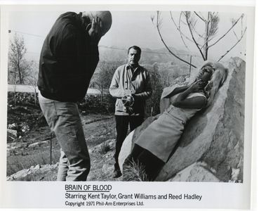 John Bloom, Regina Carrol, and Kent Taylor in Brain of Blood (1971)