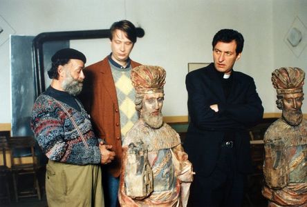 Antonín Kinský, Jirí Pecha, and Bolek Polívka in Forgotten Light (1996)