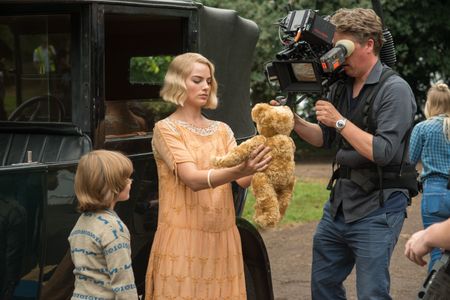 Margot Robbie and Will Tilston in Goodbye Christopher Robin (2017)