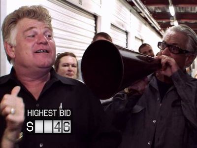 Dan Dotson and Barry Weiss in Storage Wars (2010)