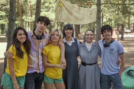 Gracia Olayo, Anna Castillo, Javier Ambrossi, Javier Calvo, Belén Cuesta, and Macarena García in Holy Camp! (2017)