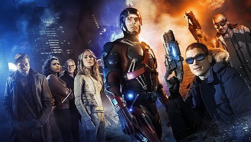 Victor Garber, Wentworth Miller, Dominic Purcell, Brandon Routh, Caity Lotz, Arthur Darvill, and Ciara Renée in DC's Leg