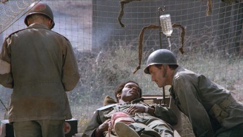 Henry Brown and Tom Tarpey in M*A*S*H (1972)