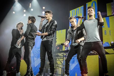 Liam Payne, Harry Styles, Zayn Malik, Niall Horan, One Direction, and Louis Tomlinson in One Direction: This Is Us (2013