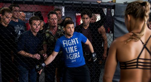 Kevin Dillon, Adrian Grenier, Kevin Connolly, Jerry Ferrara, and Ronda Rousey in Entourage (2015)