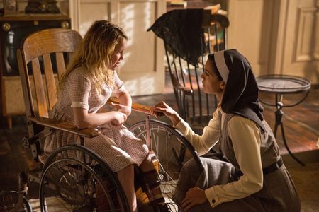 Stephanie Sigman and Talitha Eliana Bateman in Annabelle: Creation (2017)