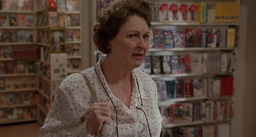 Patsy Grady Abrams in Serial Mom (1994)