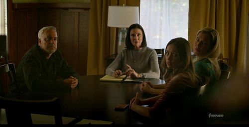 Still of Titus Welliver, Mimi Rogers, Julie Burrise in Bosch: Legacy