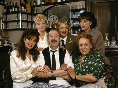 Kirsten Cooke, Kim Hartman, Sue Hodge, Gorden Kaye, Vicki Michelle, and Carmen Silvera in 'Allo 'Allo! (1982)