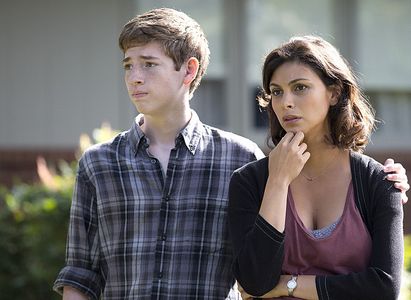 Morena Baccarin and Jackson Pace in Homeland (2011)