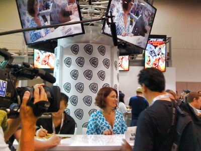 Comicon San Diego 2013 - WB Autograph signing for 