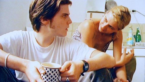 Daniel Brühl and Anabelle Lachatte in The White Sound (2001)