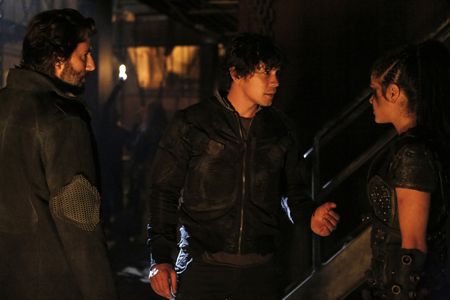 Henry Ian Cusick, Bob Morley, and Marie Avgeropoulos in The 100 (2014)
