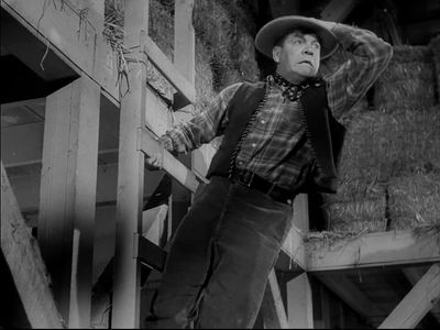 Max Wagner in The Bullfighters (1945)
