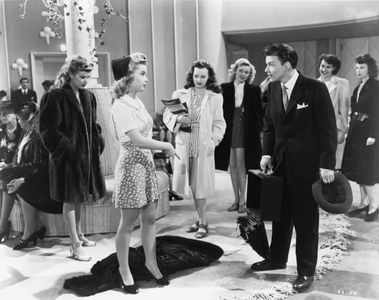 Frank Sinatra, Gloria DeHaven, Nancy Hale, Rosemary La Planche, Shirley O'Hara, and Margie Stewart in Step Lively (1944)