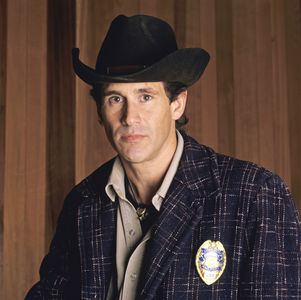 Michael Ontkean in Twin Peaks (1990)