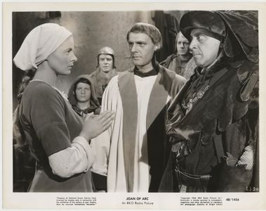 Ingrid Bergman, David Bond, George Coulouris, Richard Derr, and Ray Teal in Joan of Arc (1948)