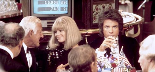 Warren Beatty, Julie Christie, and William Castle in Shampoo (1975)