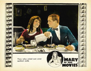 Creighton Hale and Marion Mack in Mary of the Movies (1923)