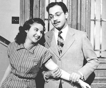 Kamal El-Shinnawi and Faten Hamamah in Father Amine (1950)