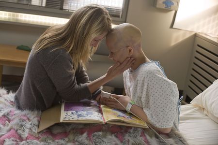 Cameron Diaz and Sofia Vassilieva in My Sister's Keeper (2009)