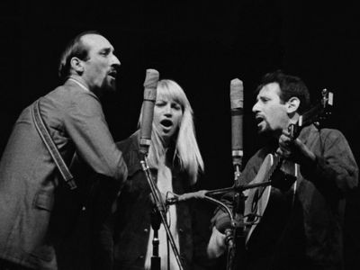 N. Paul Stookey, Mary Allin Travers, and Peter Yarrow in Festival (1967)
