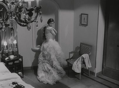 Lucia Bosè in Story of a Love Affair (1950)