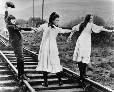 Jenny Agutter, Sally Thomsett, and Gary Warren in The Railway Children (1970)