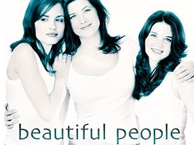 Daphne Zuniga, Sarah Foret, and Torrey DeVitto in Beautiful People (2005)