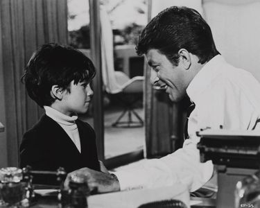 Bill Bixby and Brandon Cruz in The Courtship of Eddie's Father (1969)