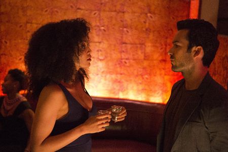 Aarón Díaz and Pearl Thusi in Quantico (2015)