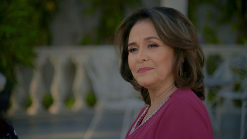 Pilar Pilapil in First Lady (2022)