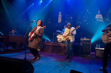 Alabama Shakes, Steve Johnson, Brittany Howard, and Zac Cockrell in Austin City Limits (1975)