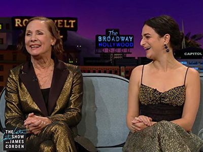 Laurie Metcalf and Jenny Slate in The Late Late Show with James Corden: Laurie Metcalf/Jenny Slate/Billy Lockett (2019)