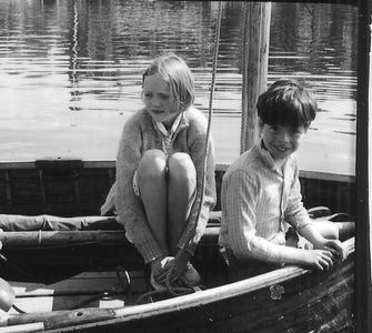 Sophie Neville playing Titty Walker with Stephen Grendon as Roger in SWALLOWS & AMAZONS (1974)