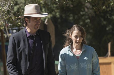 Timothy Olyphant and Abby Miller in Justified (2010)