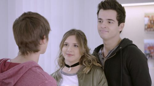 Guido Pennelli, Mariano González, and Paulina Vetrano in Once (2017)