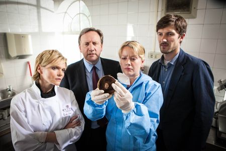 Neil Dudgeon, Tamzin Malleson, Sharon Small, and Gwilym Lee in Midsomer Murders (1997)